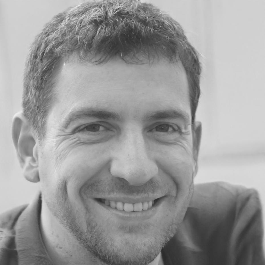 Ritratto professionale di Luca Ferrucci, responsabile formazione tecnica